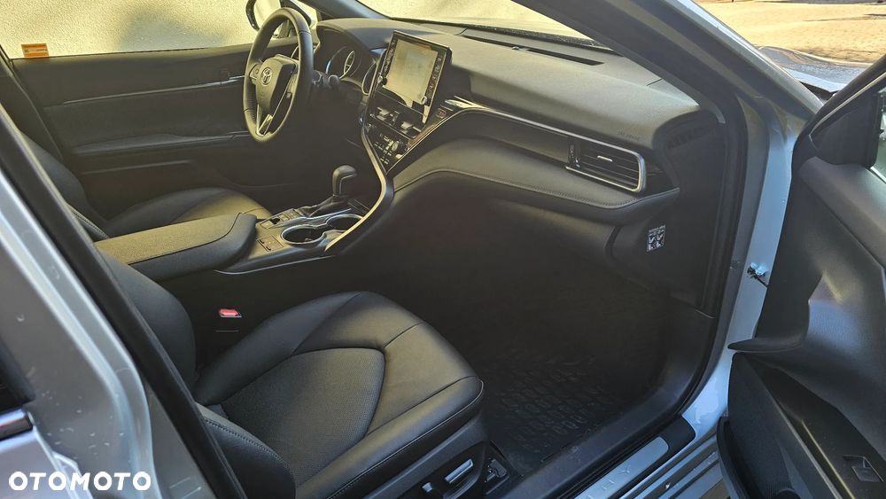 Toyota Camry 2.5 Hybrid Dynamic Force Executive e-CVT - 4