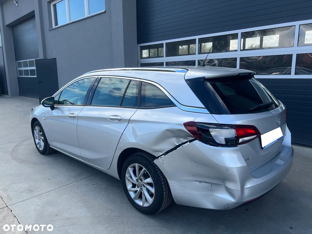 Opel Astra V 1.4 T Elite - 3