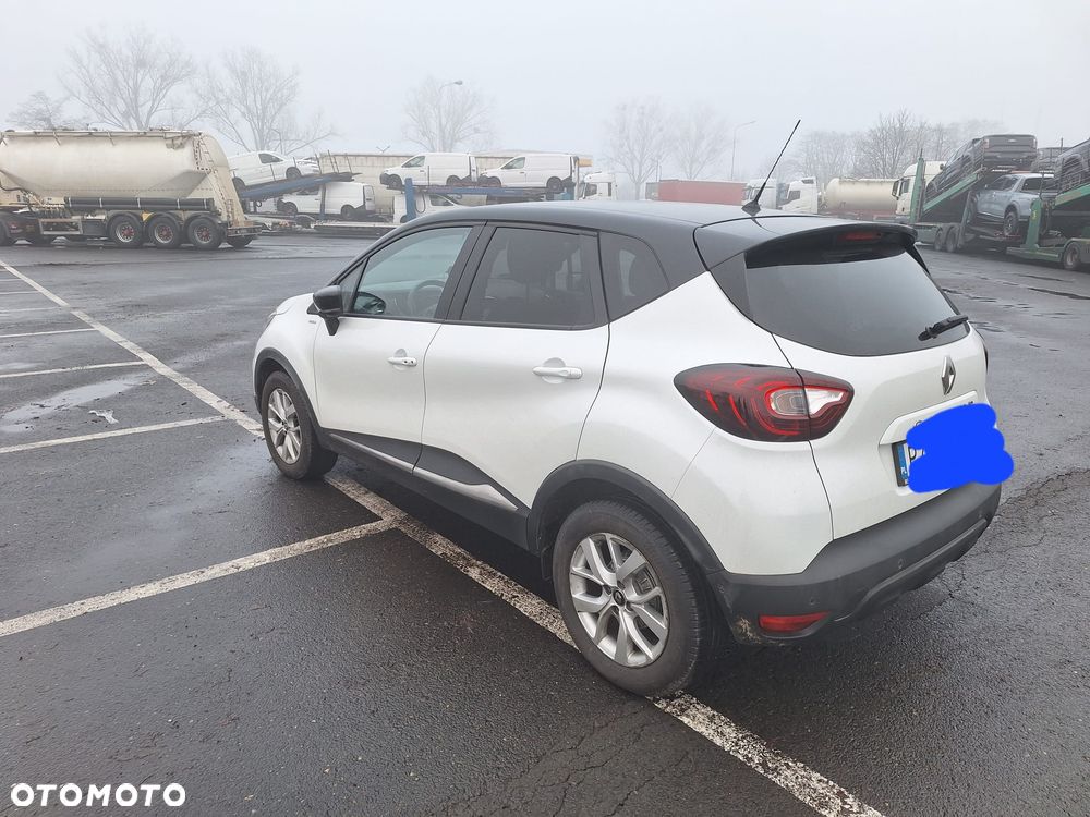 Renault Captur - 4