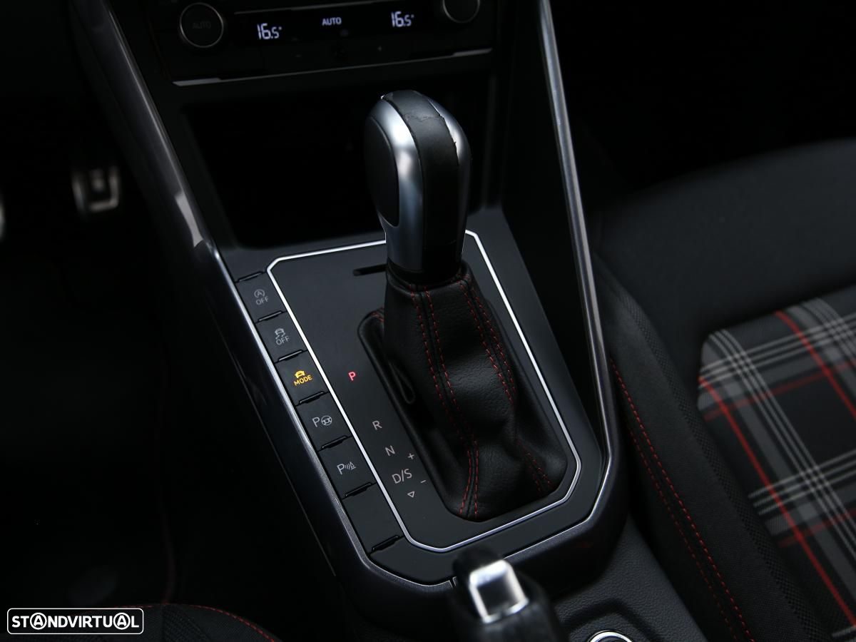 VW Polo 2.0 TSI GTI DSG - 17