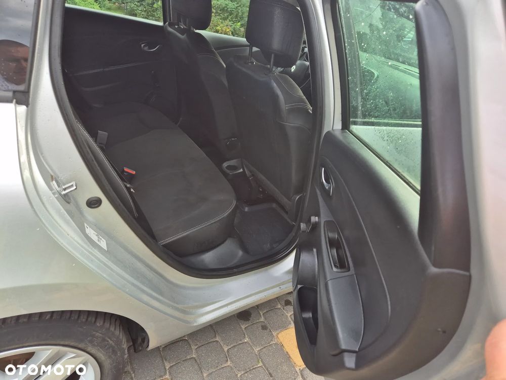 Renault Clio Energy dCi 90 Start & Stop Experience - 12
