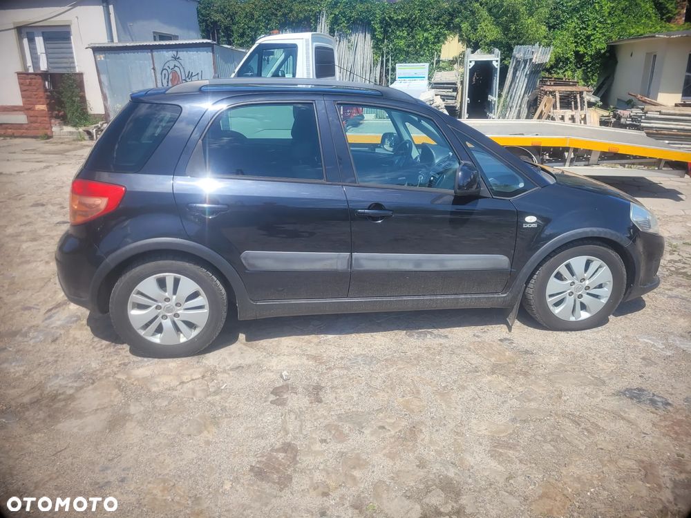 Suzuki SX4 1.9 DDiS DPF 4x2 Comfort - 15