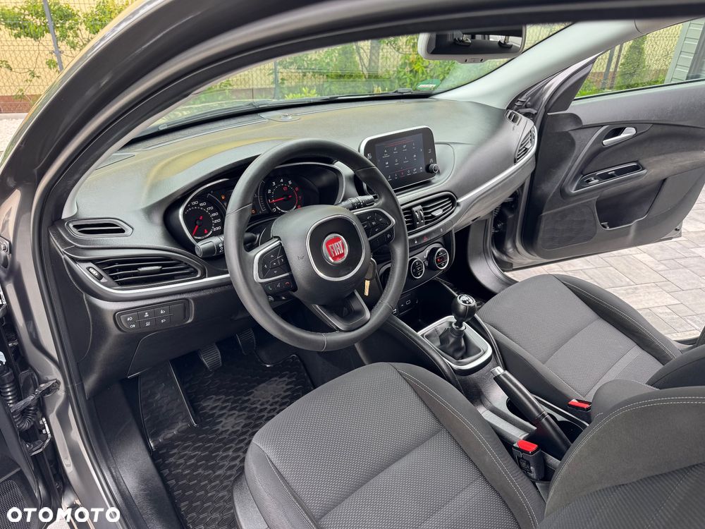 Fiat Tipo 1.4 T-Jet Business Line - 30