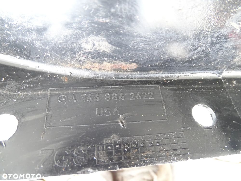 MB GL X164 Nadkole prawe przod tylnia czesc 1648802622 - 4