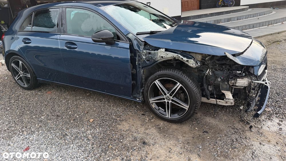 Mercedes-Benz Klasa A 180 d 7G-DCT Edition 19 - 18