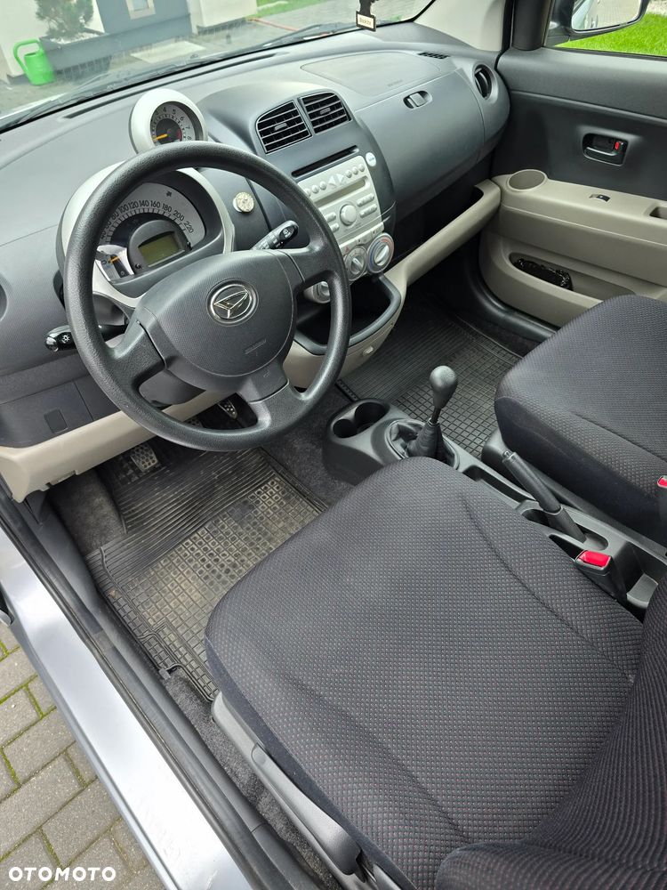Daihatsu Sirion 1.3 - 5