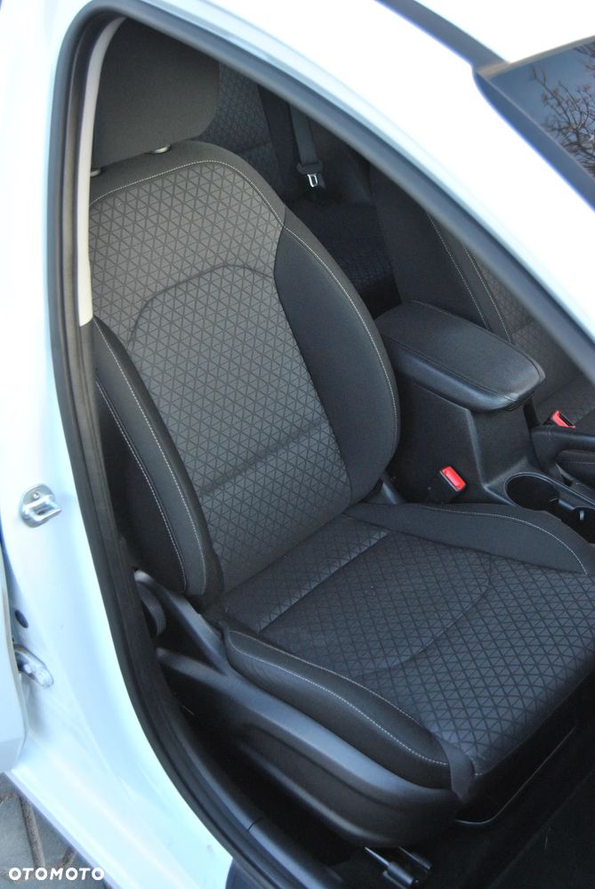 Kia Ceed 1.6 CRDi Vision - 12