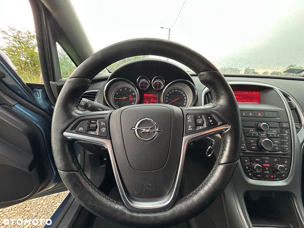 Opel Astra 1.6 - 8