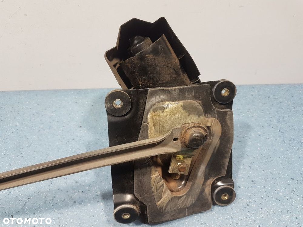 VOLVO V40 I 2-GI LIFT MECHANIZM SILNICZEK WYCIERACZEK PRZÓD D4192T3 - 5