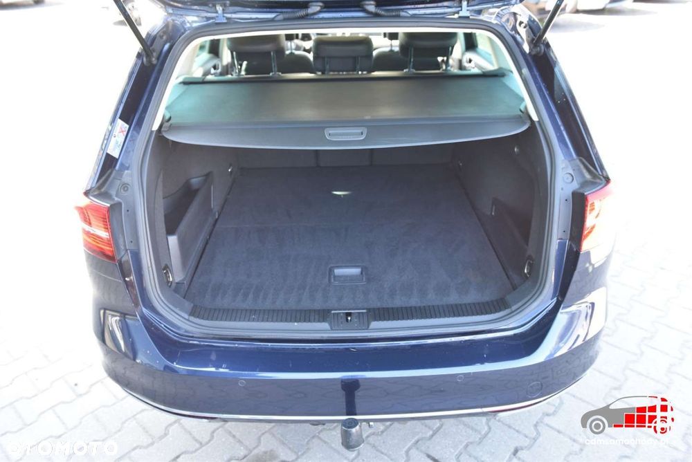 Volkswagen Passat - 17