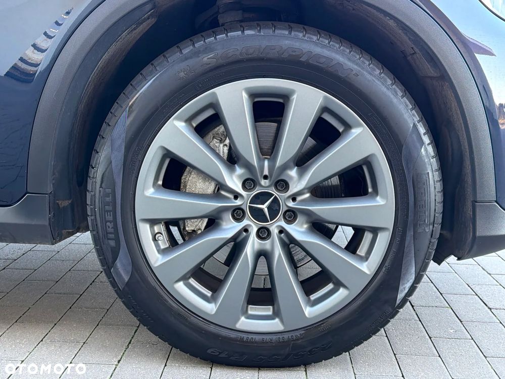 Mercedes-Benz GLC 220 d 4-Matic - 4
