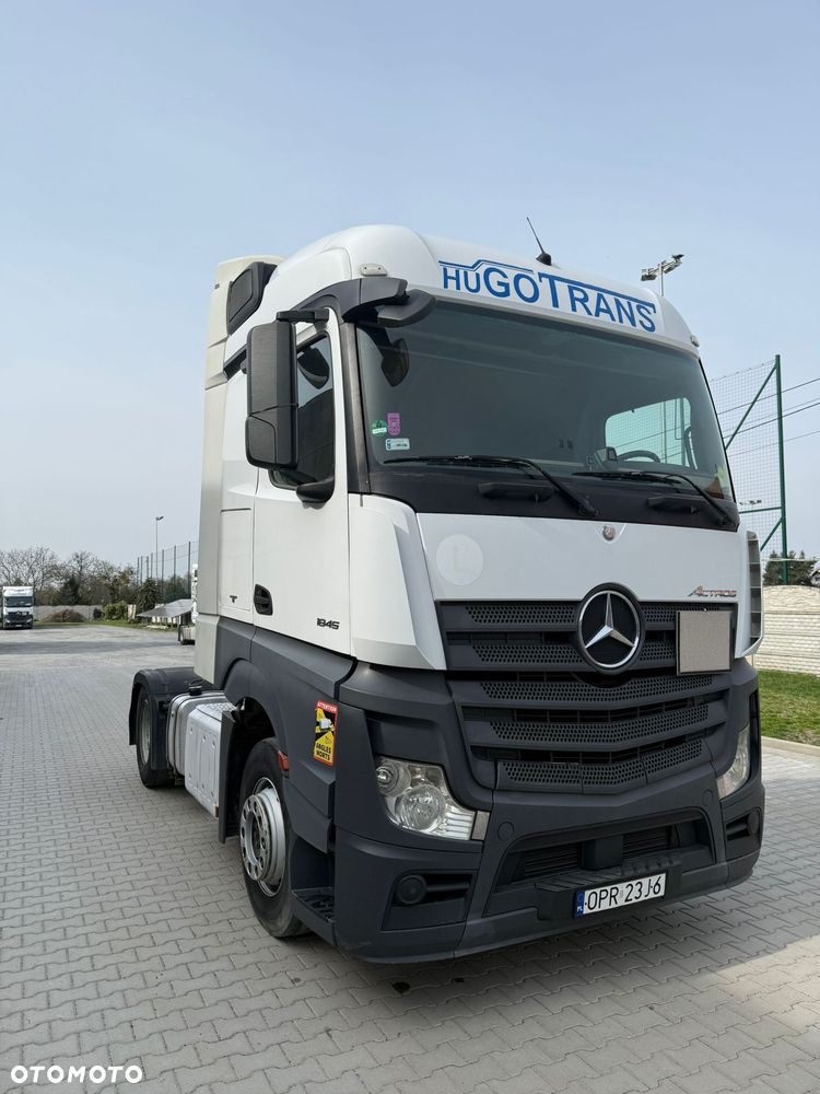 Mercedes-Benz Actros - 1