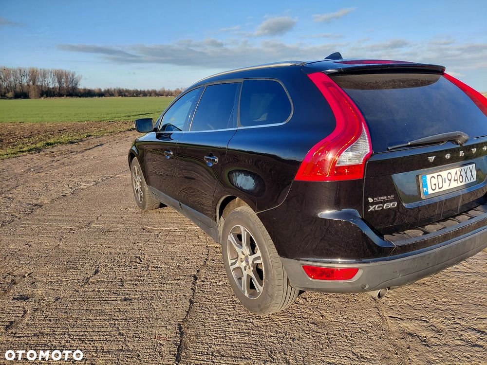 Volvo XC 60 D5 AWD - 3