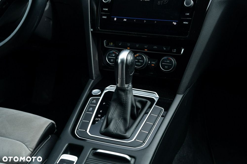 Volkswagen Passat 1.5 TSI ACT mHEV Style DSG - 21