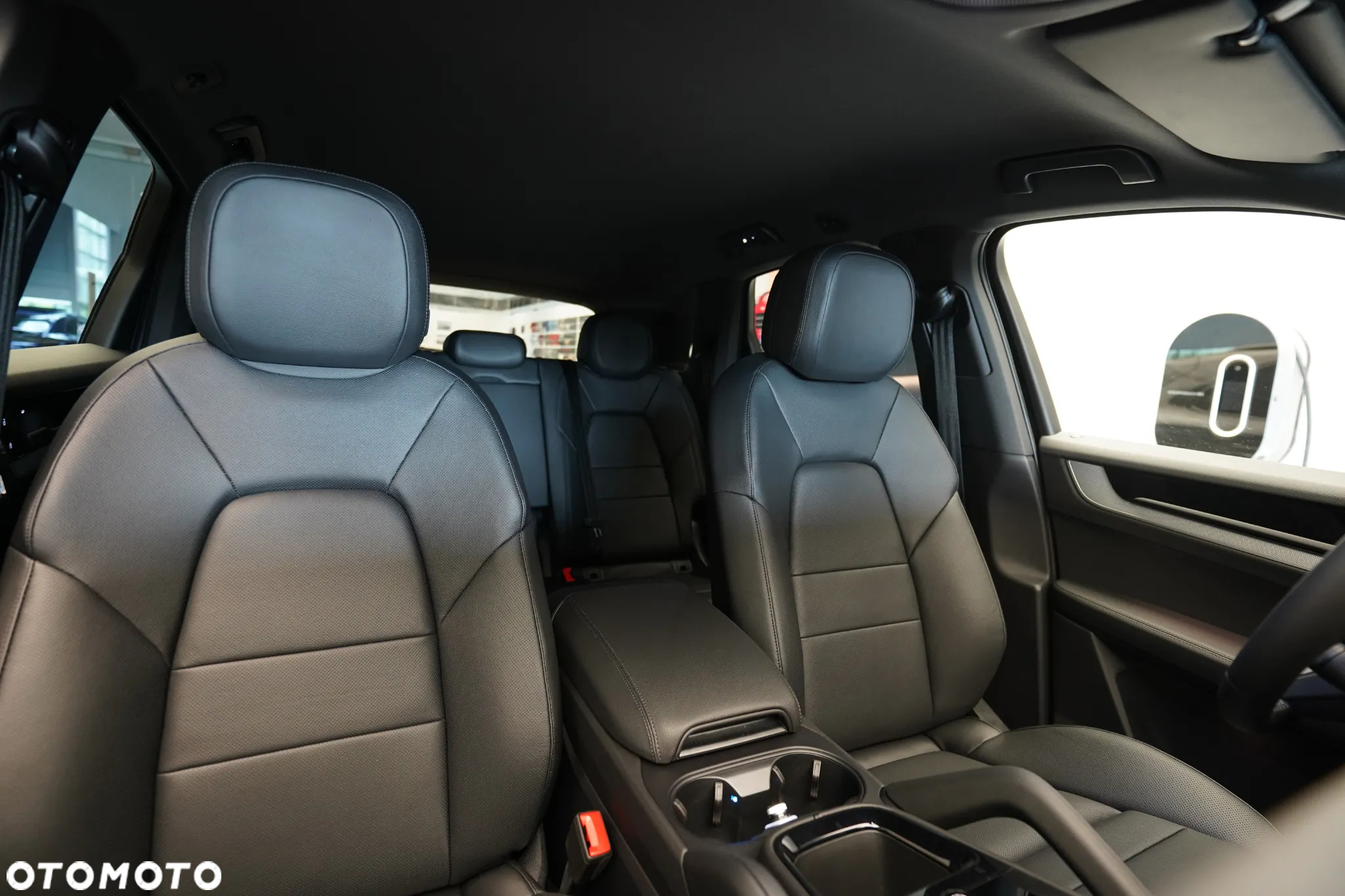 Porsche Cayenne Standard - 17