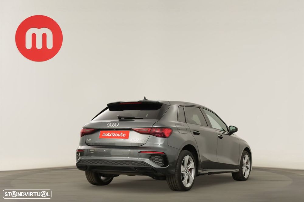 Audi A3 Sportback 45 TFSIe S line - 4