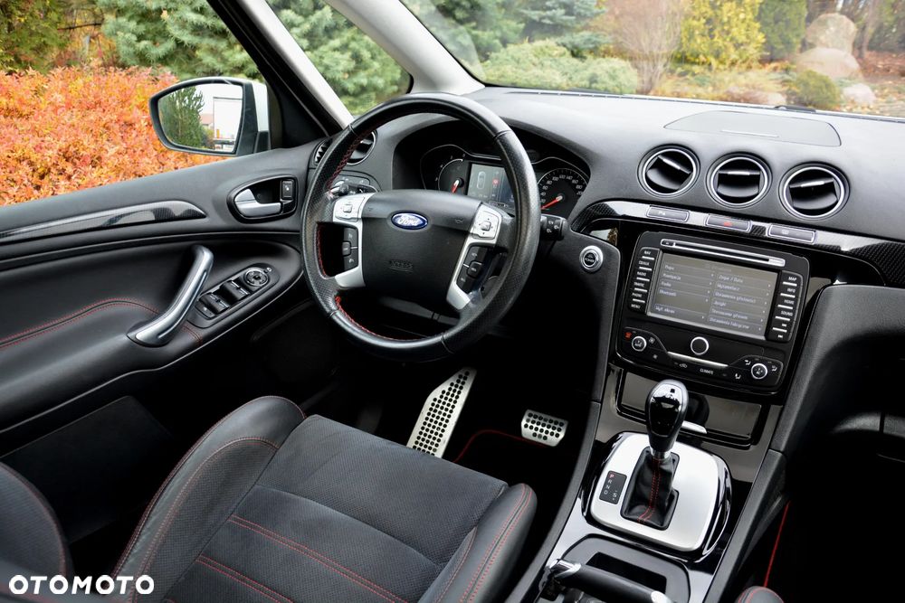 Ford S-Max 2.0 TDCi DPF Titanium X - 33