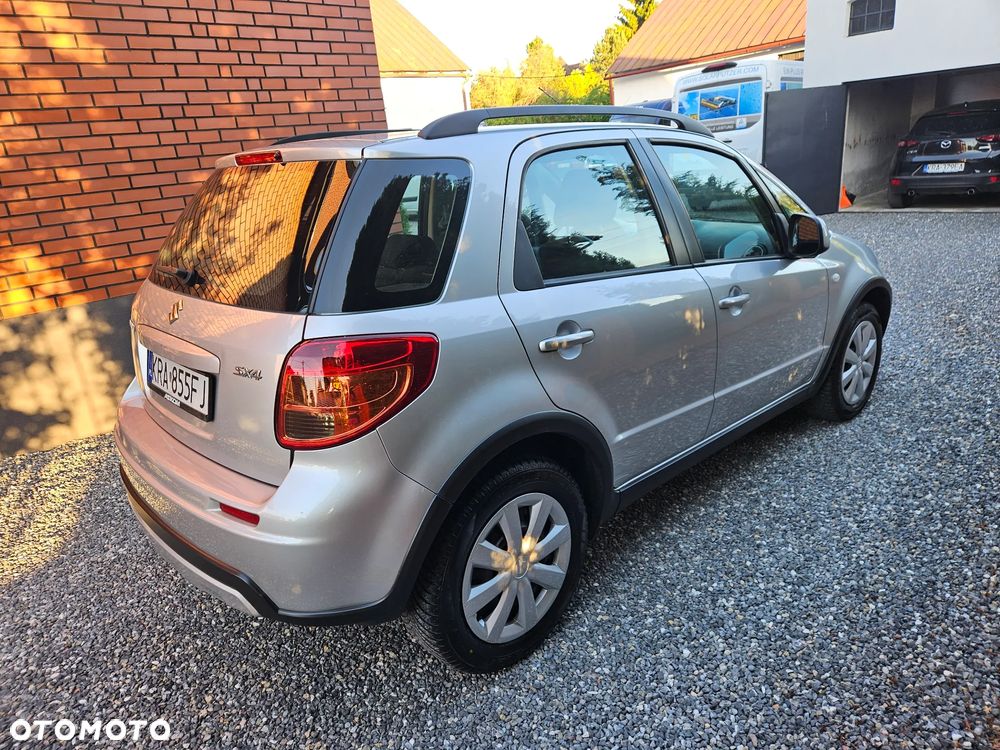 Suzuki SX4 - 3