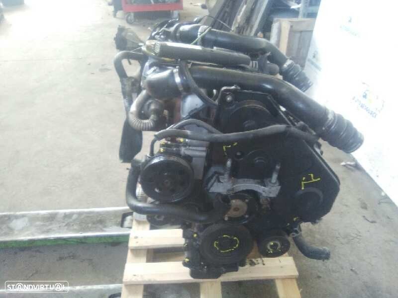 MOTOR COMPLETO FORD FOCUS SEDAN 2001 - 1