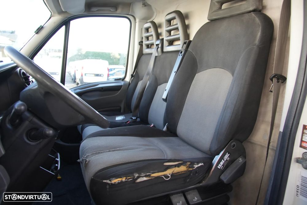 Iveco Daily 35S11 2.3td 106cv - 8