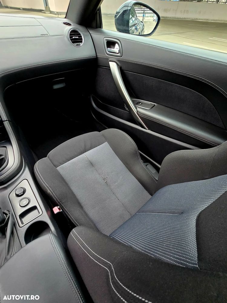 Peugeot RCZ 2.0 HDI FAP 165 - 26