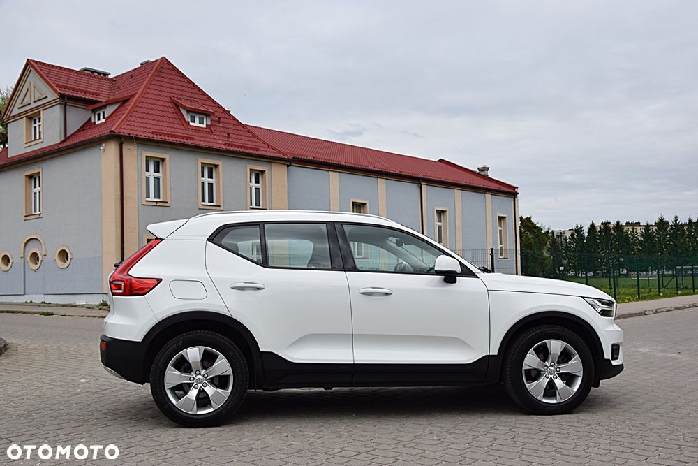 Volvo XC 40 T3 Geartronic Momentum Pro - 6