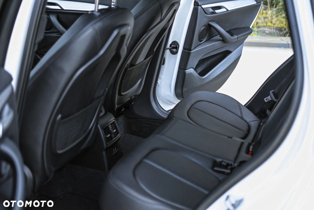 BMW X1 - 17
