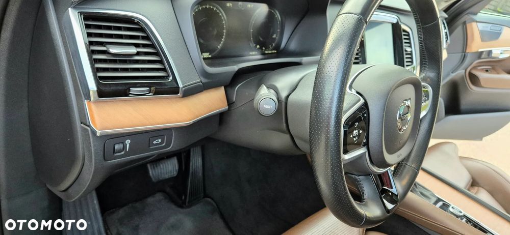 Volvo XC 90 D5 SCR AWD Inscription - 23