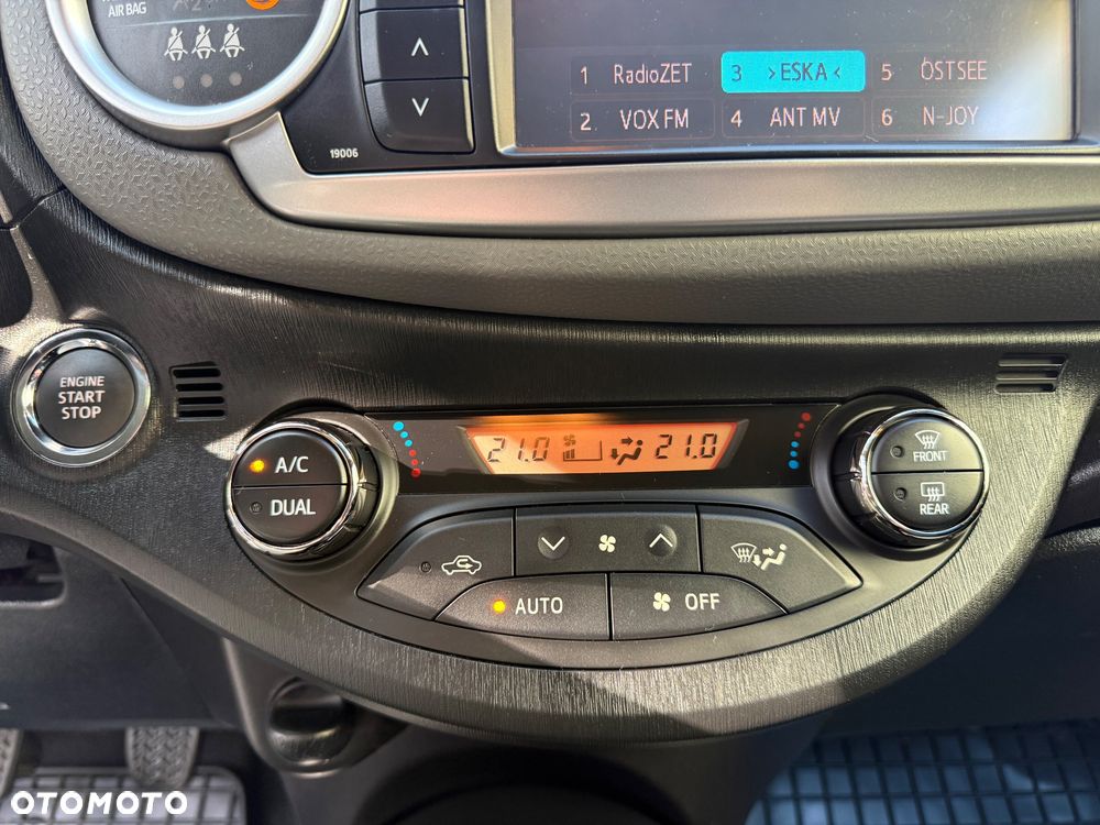 Toyota Yaris 1.33 VVT-i Edition 2014 - 30