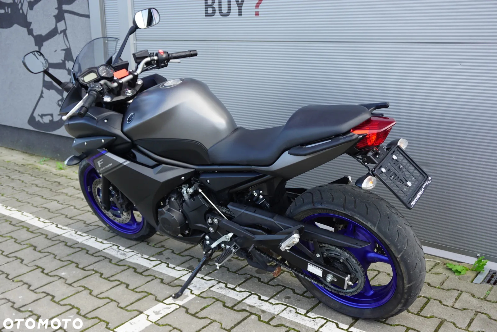 Yamaha XJ - 13