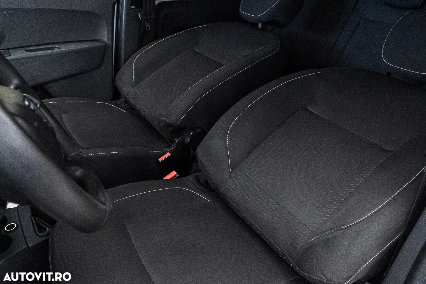 Dacia Dokker 1.5 Blue dCi Laureate - 15