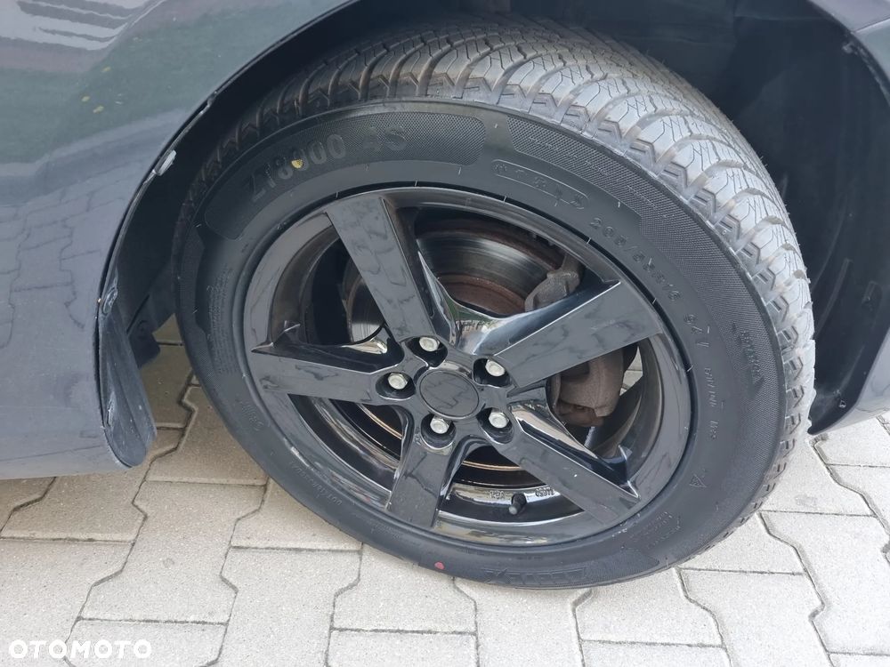 Toyota Auris 1.8 HSD Prestige - 20
