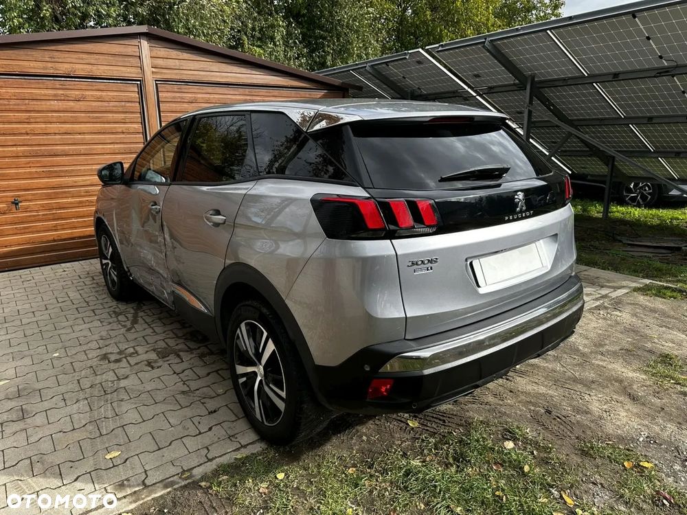 Peugeot 3008 2018 photo 3
