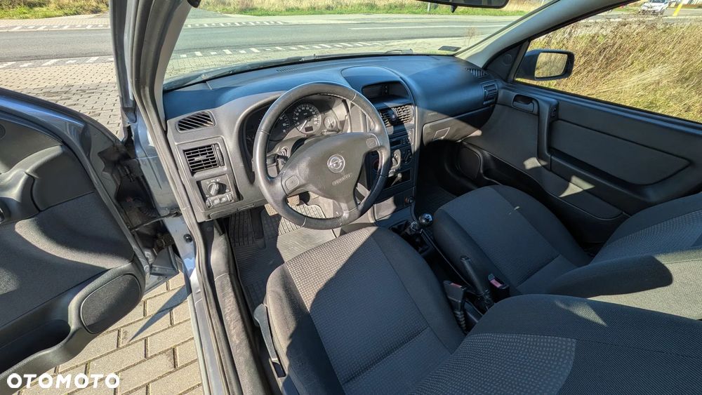 Opel Astra 1.4 Enjoy - 16