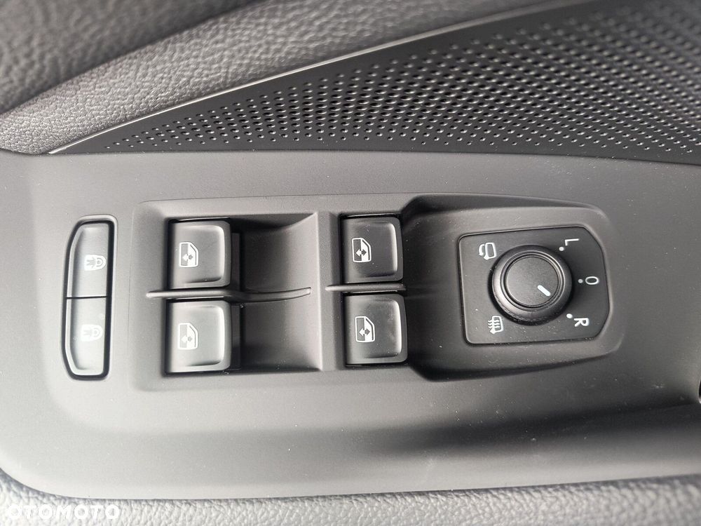 Skoda Superb 2.0 TSI L&K DSG - 23