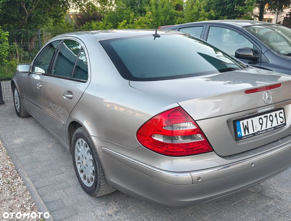 Mercedes-Benz Klasa E - 12