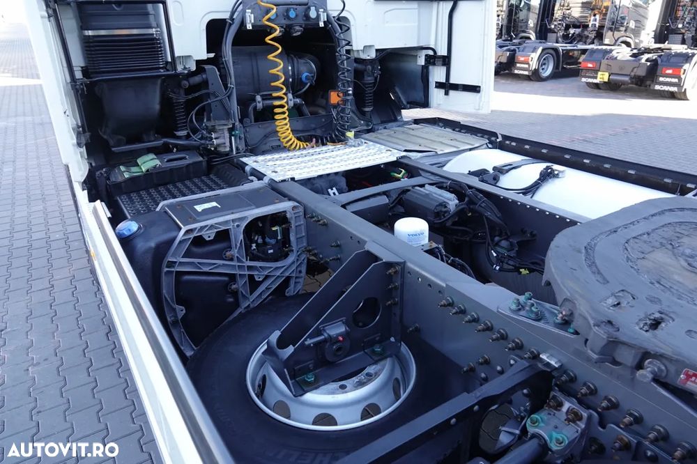 Volvo FH 500 / CABINĂ JOSĂ / I-SHIFT / ANVELOPE 100% / - 14