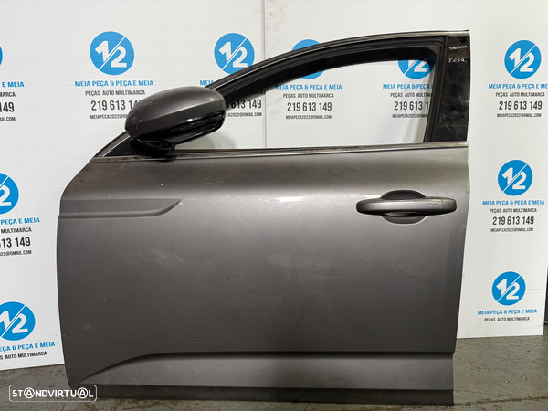 Porta frente esquerda Renault Talisma