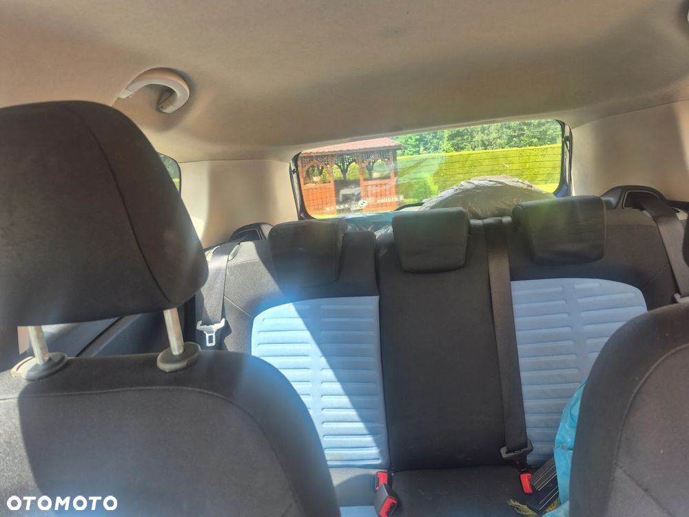 Fiat Punto 1.2 8V - 7