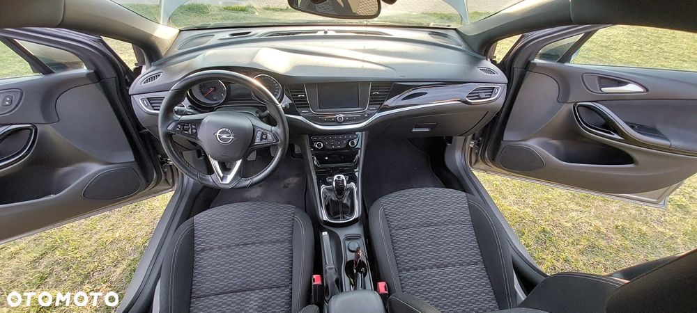 Opel Astra 1.4 T Dynamic - 17