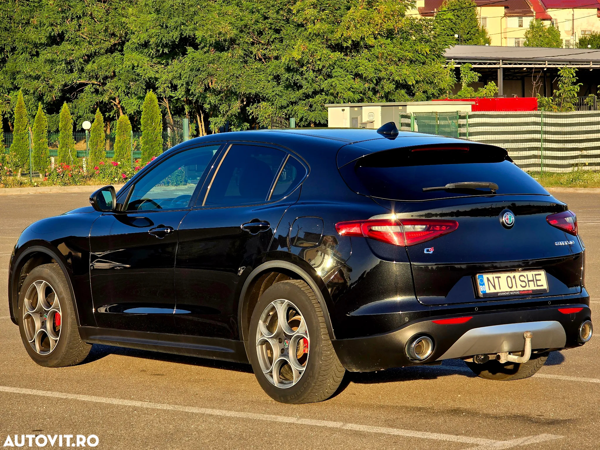 Alfa Romeo Stelvio 2.2 Diesel 16V AT8-Q4 Executive - 4