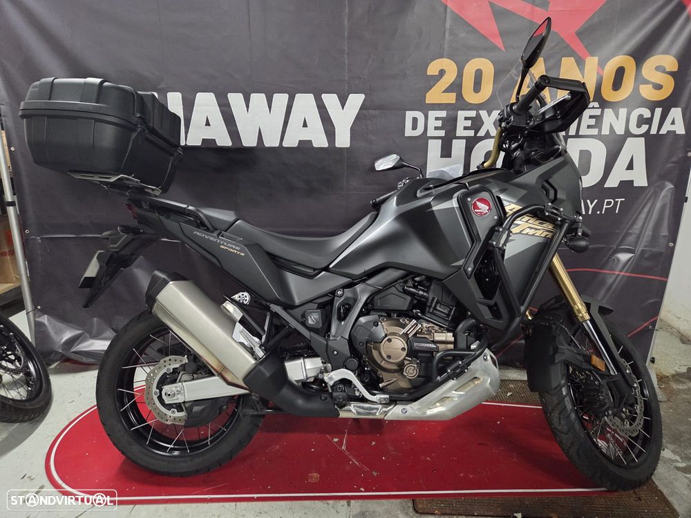 Honda Africa Twin ADV 1100 DCT - 1