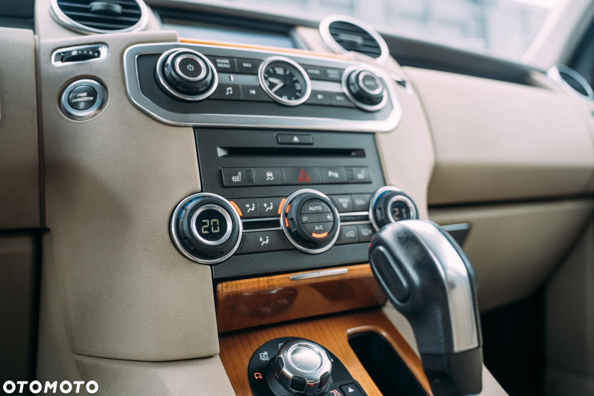 Land Rover Discovery - 17