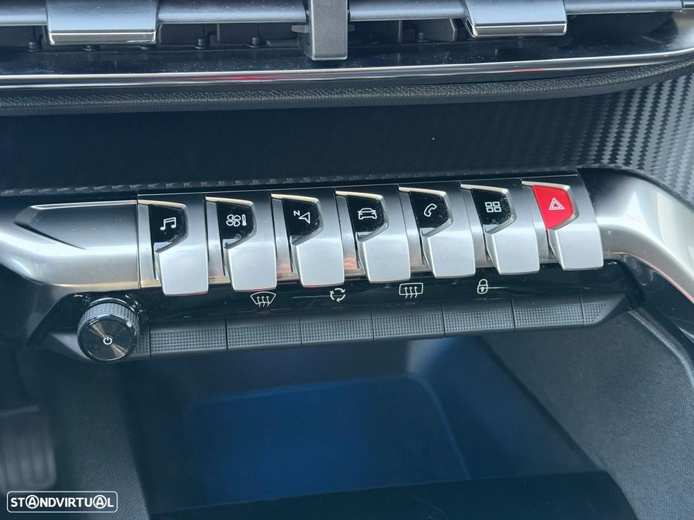 Peugeot 3008 1.5 BlueHDi Active - 42