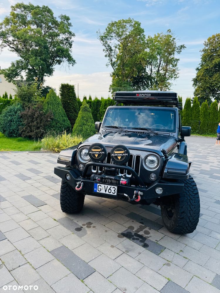 Jeep Wrangler - 1
