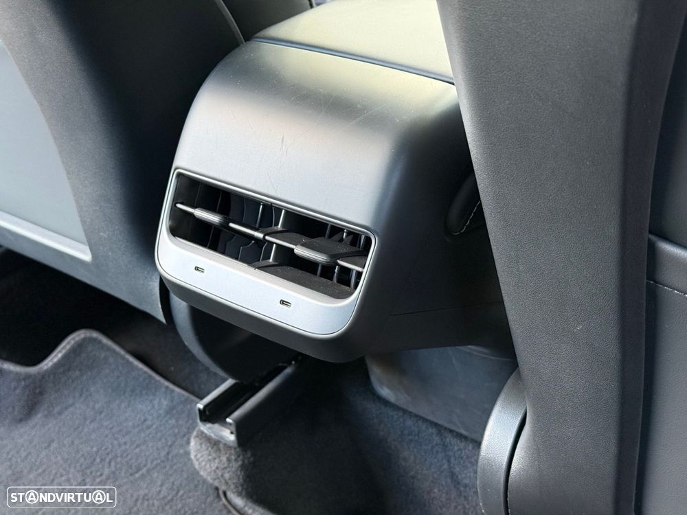 Tesla Model Y Long Range Tração Integral - 42