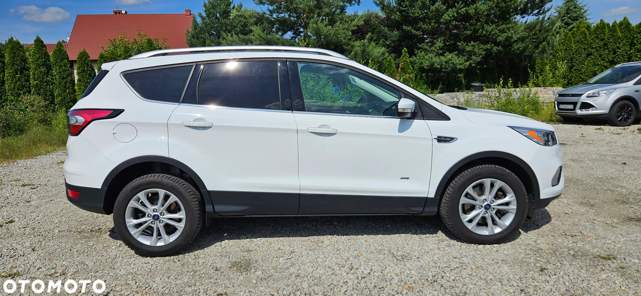 Ford Kuga 2.0 TDCi 4WD Titanium - 4