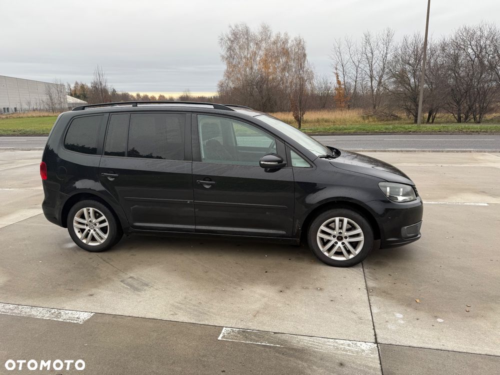 Volkswagen Touran 2.0 TDI DPF Comfortline - 3