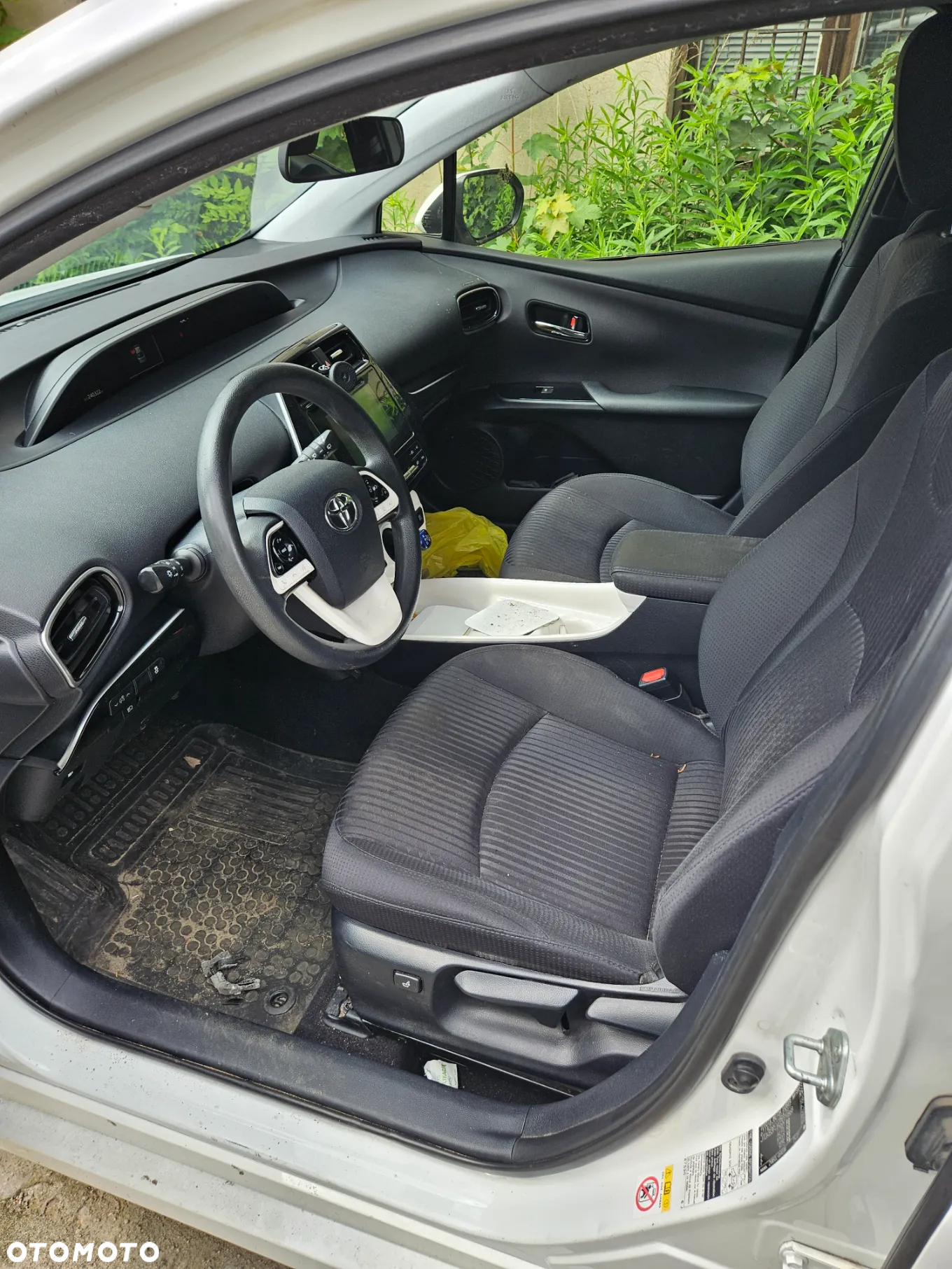 Toyota Prius 1.8 Hybrid Comfort - 8