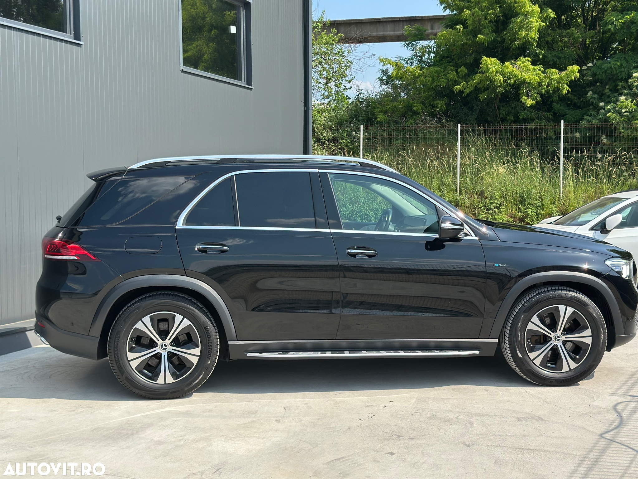 Mercedes-Benz GLE - 33